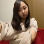 Mibun-sho_motte_atamawosageru_joshi.mp4_20251211_172835.579