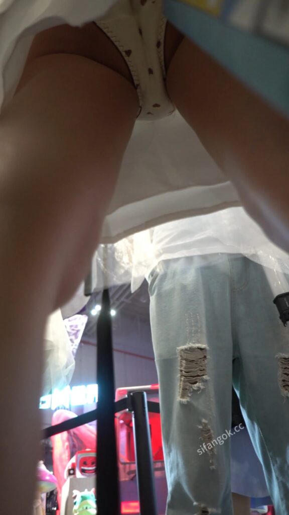 中国 パンチラ 963