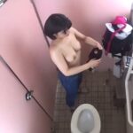 2-Kamera_umi_no_toire_de_kigae-2.mp4_20260415_223611.181